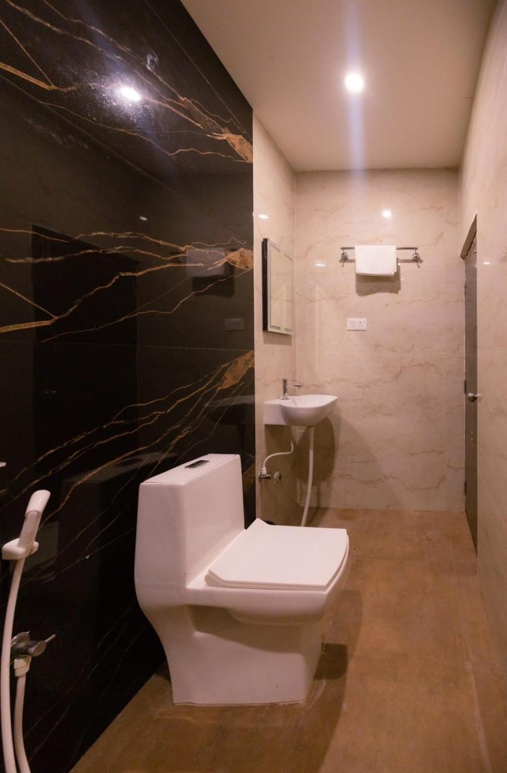 Beestay Hotels Elite Park Tirupati Værelse billede